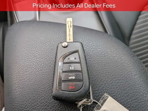 Used 2024 Toyota Camry SE FWD image 28
