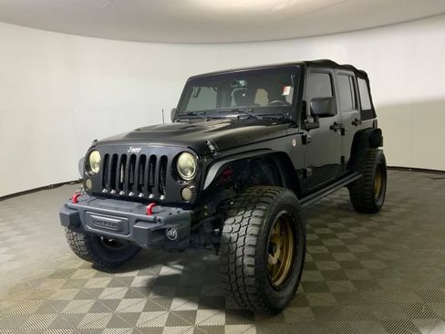 Used 2016 Jeep Wrangler Unlimited Rubicon AWD/4WD image 3