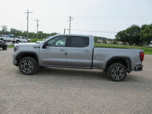 New 2026 GMC Sierra 1500 AT4 w/ AT4 Premium Package AWD/4WD image 10