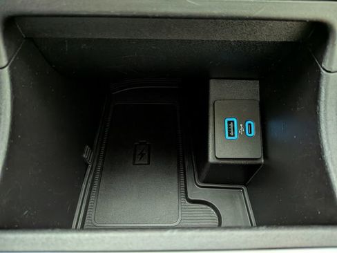 Used 2023 Ford Edge SEL w/ Convenience Package image 8