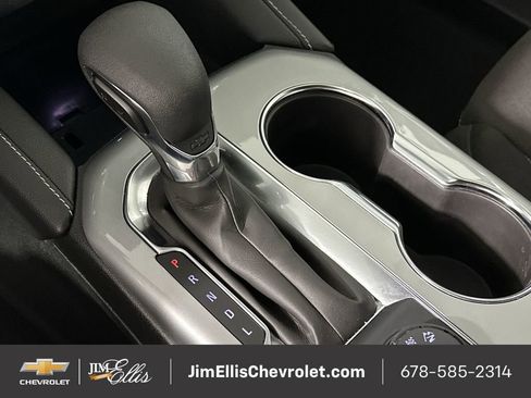 Certified 2025 Chevrolet Blazer LT image 15