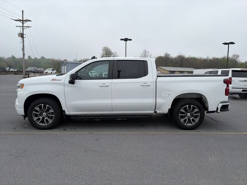 Used 2022 Chevrolet Silverado 1500 RST AWD/4WD image 9