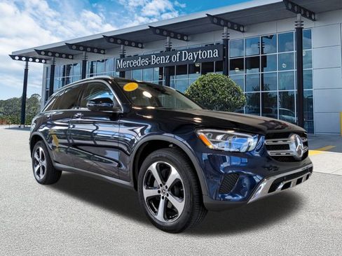 Certified 2021 Mercedes-Benz GLC 300 image 2