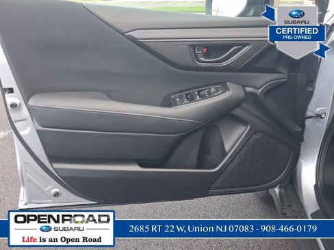 Used 2025 Subaru Outback AWD/4WD image 27