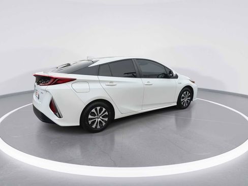 Certified 2021 Toyota Prius Prime XLE image 8