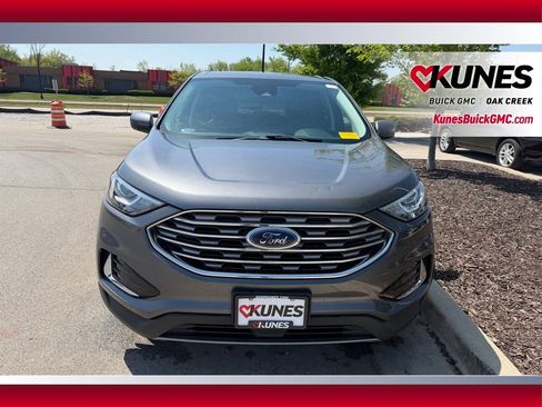 Used 2022 Ford Edge SEL AWD/4WD image 2