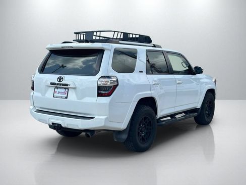 Used 2022 Toyota 4Runner SR5 Premium w/ Moonroof Package RWD image 5