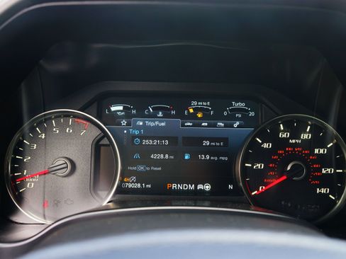 Used 2019 Ford F150 Raptor w/ Equipment Group 802A Luxury AWD/4WD image 18