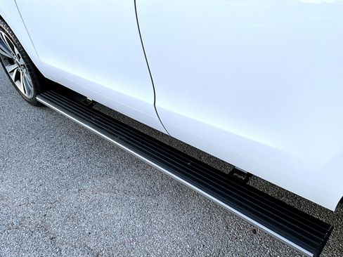 Used 2020 Ford Expedition Limited w/ Equipment Group 302A image 10