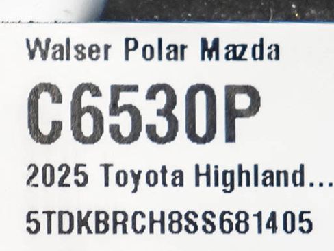 Used 2025 Toyota Highlander XLE AWD/4WD image 30