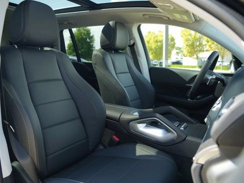 Certified 2026 Mercedes-Benz GLS 450 4MATIC image 43