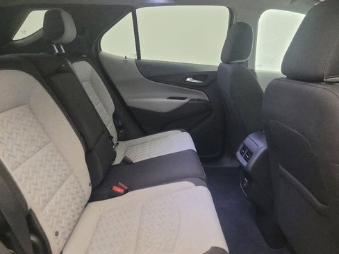 Used 2022 Chevrolet Equinox LS w/ LS Convenience Package FWD image 19