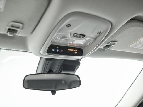 Used 2021 Chevrolet TrailBlazer LT image 26