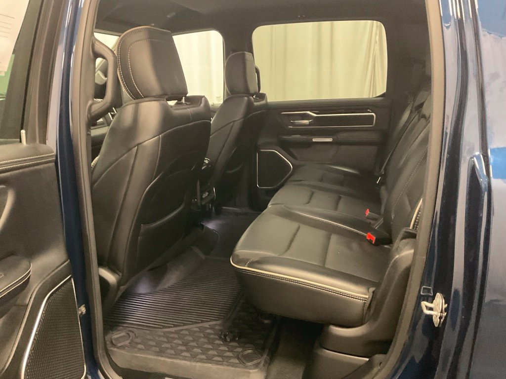 Used 2019 RAM 1500 Laramie w/ Sport Appearance Package AWD/4WD image 33