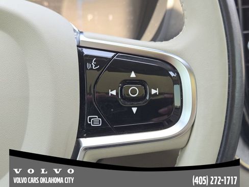 Certified 2023 Volvo XC60 B5 Ultimate w/ Climate Package AWD/4WD image 23