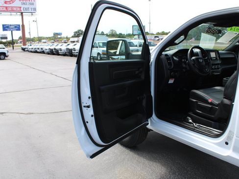 Used 2024 RAM 2500 Tradesman RWD image 28