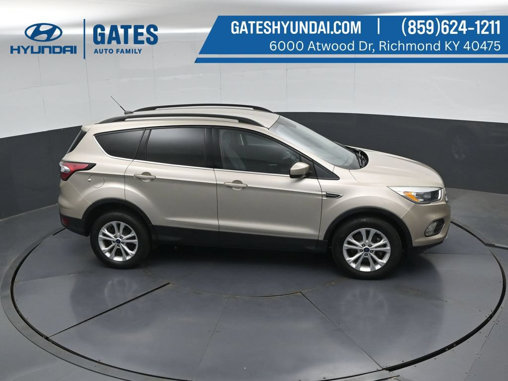 Used 2018 Ford Escape SE AWD/4WD image 45