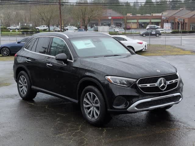Certified 2026 Mercedes-Benz GLC 300 4MATIC image 2