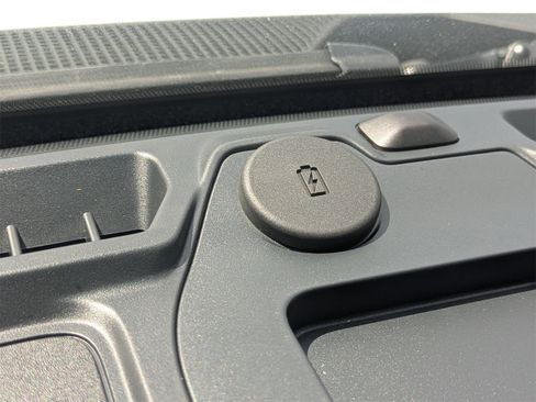 New 2025 Ford Bronco Outer Banks w/ Sasquatch Package image 25