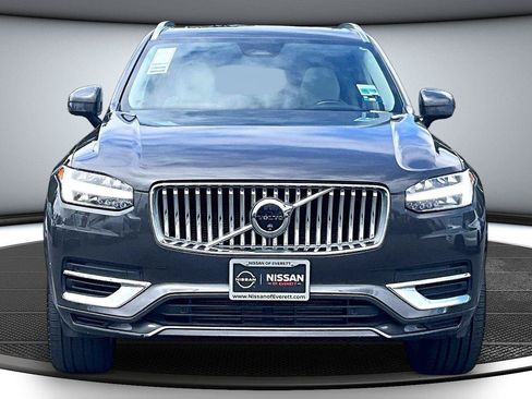 Used 2024 Volvo XC90 T8 Plus w/ Protection Package Premier AWD/4WD image 3