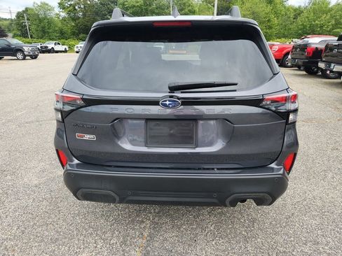 Used 2025 Subaru Forester Limited image 6