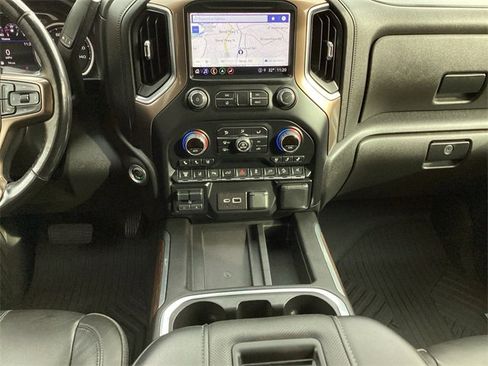 Used 2022 Chevrolet Silverado 2500 High Country w/ Z71 Off-Road Package image 11