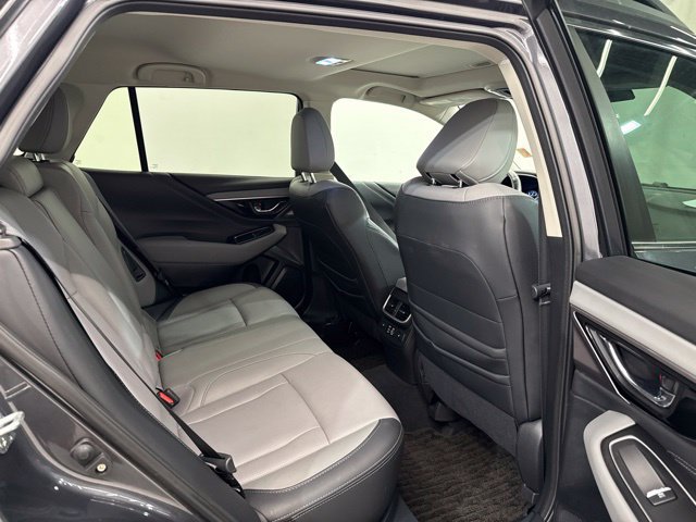 Used 2024 Subaru Outback Limited AWD/4WD image 12
