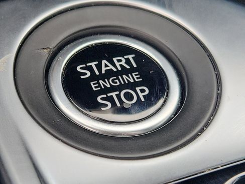 Used 2025 Nissan Sentra SV w/ All-Weather Package FWD image 23