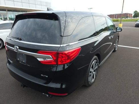 Used 2019 Honda Odyssey Elite image 4