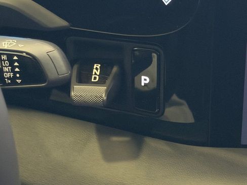 Certified 2025 Porsche Taycan AWD/4WD image 19