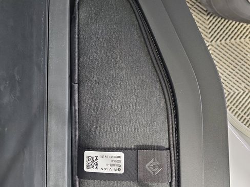 Used 2022 Rivian R1T Launch Edition AWD/4WD image 32