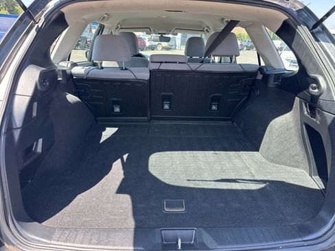 Used 2019 Subaru Outback 2.5i AWD/4WD image 17