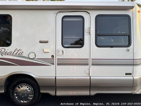 Used 1999 Volkswagen Eurovan FWD image 17