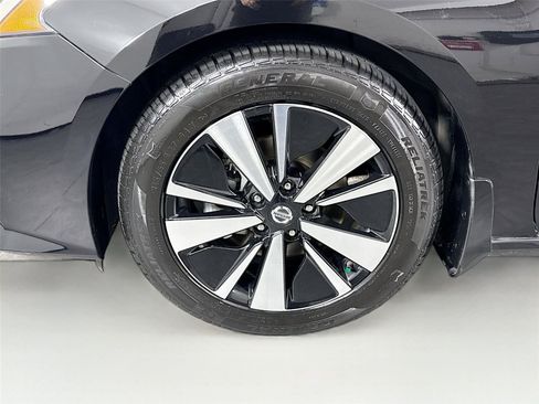 Used 2022 Nissan Altima 2.5 SL FWD image 43