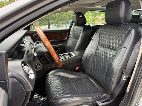 Used 2016 Jaguar XJ L Portfolio AWD/4WD image 34