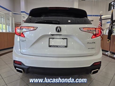 Used 2024 Acura RDX SH-AWD image 5
