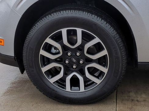 Certified 2023 Ford Maverick Lariat w/ Lariat Luxury Package image 14