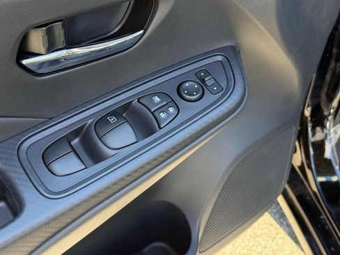 New 2025 Nissan Versa SV w/ Trunk Package image 13