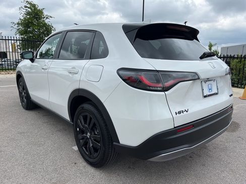 Certified 2026 Honda HR-V Sport image 6