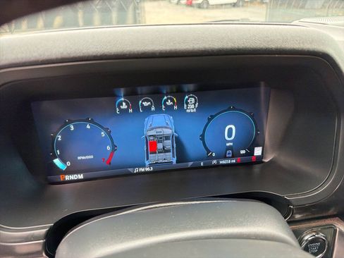 Used 2025 Ford F150 Lariat AWD/4WD image 26