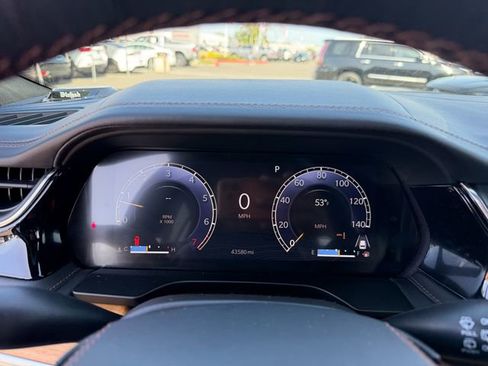Used 2024 Jeep Grand Cherokee Summit AWD/4WD image 15