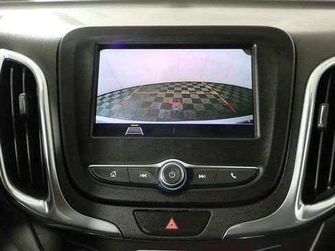 Used 2020 Chevrolet Equinox LT w/ Driver Convenience Package image 40