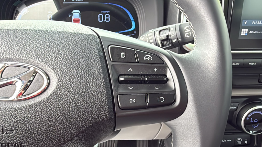 Used 2026 Hyundai Venue SEL FWD image 22