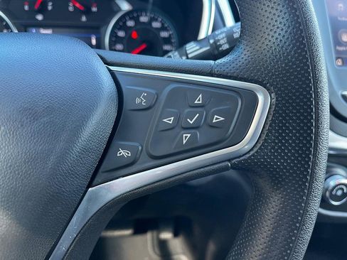 Used 2023 Chevrolet Equinox LT image 17