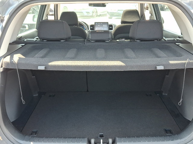 Used 2025 Hyundai Venue SEL FWD image 29