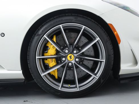 Certified 2022 Ferrari 812 GTS RWD image 34