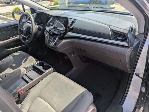 Used 2021 Honda Odyssey EX image 34