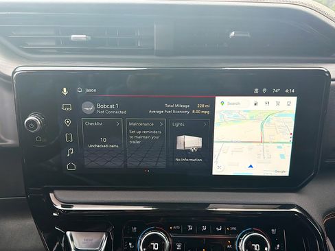 Used 2025 GMC Sierra 2500 AT4 w/ AT4 Premium Plus Package image 32