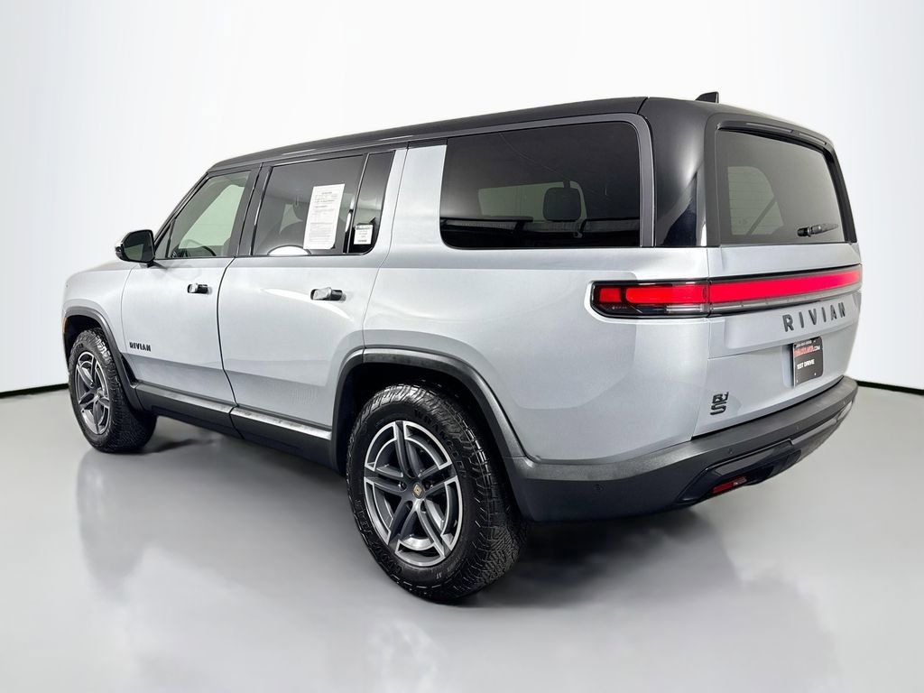 Used 2025 Rivian R1S Adventure Dual AWD/4WD image 7