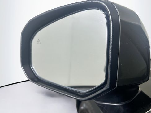 Used 2025 Hyundai Santa Fe SEL FWD image 16